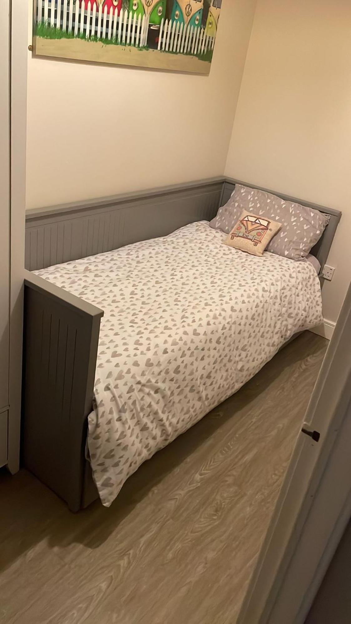 3 Bedroom Deganwy Sea View Beach House Ll31 Exterior foto